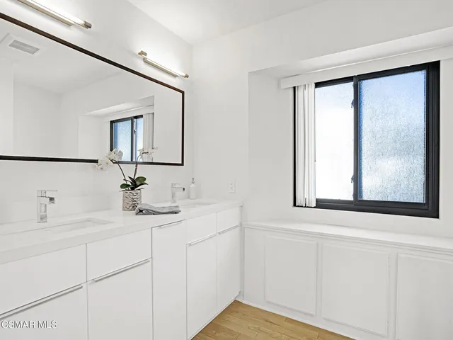 $955,000 | 1206 South Westlake Boulevard, Unit E, Westlake Village, CA 91361