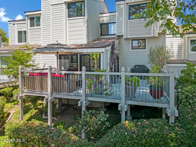 $955,000 | 1206 South Westlake Boulevard, Unit E, Westlake Village, CA 91361