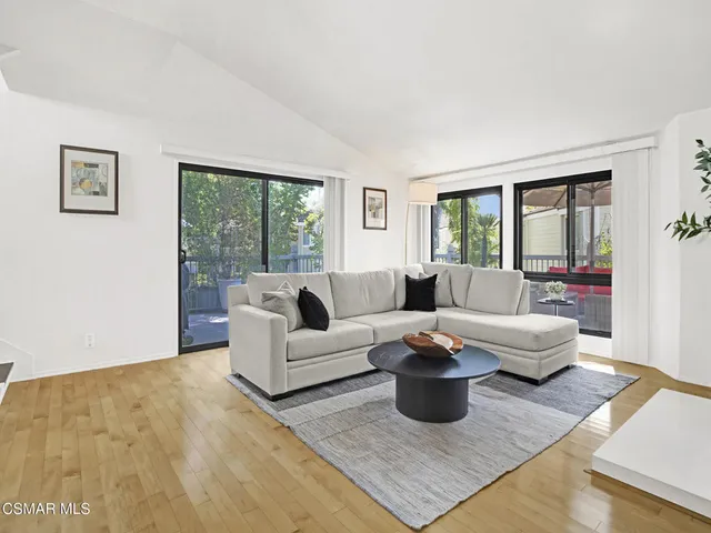 $955,000 | 1206 South Westlake Boulevard, Unit E, Westlake Village, CA 91361