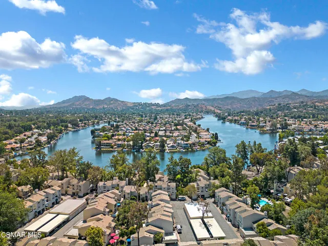 $955,000 | 1206 South Westlake Boulevard, Unit E, Westlake Village, CA 91361
