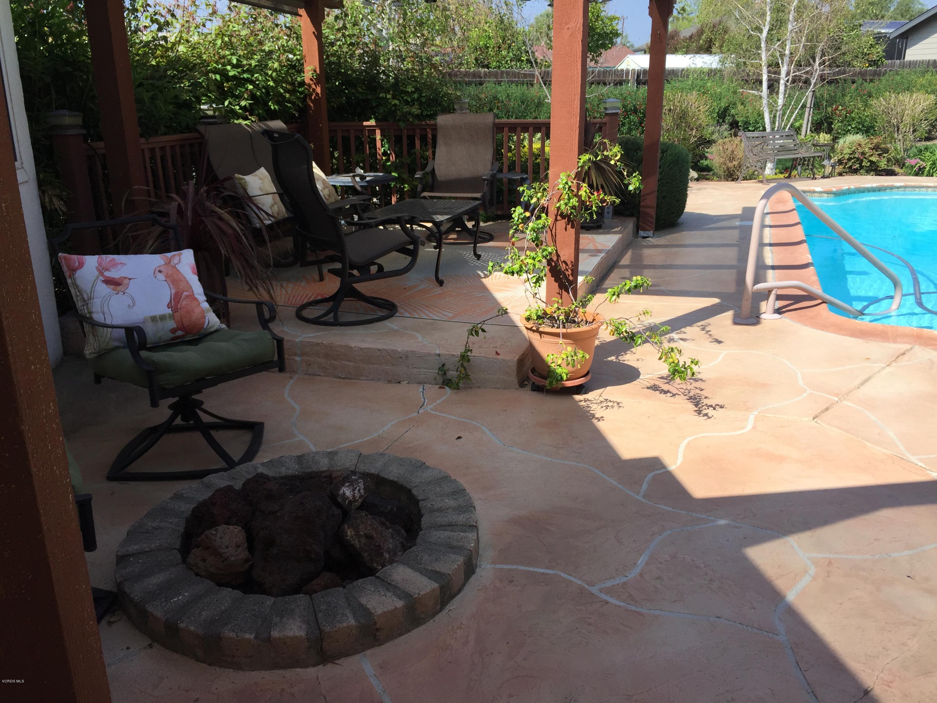 13471 Peach Hill Road Moorpark, CA 93021 - Photo 35 of 49 36
