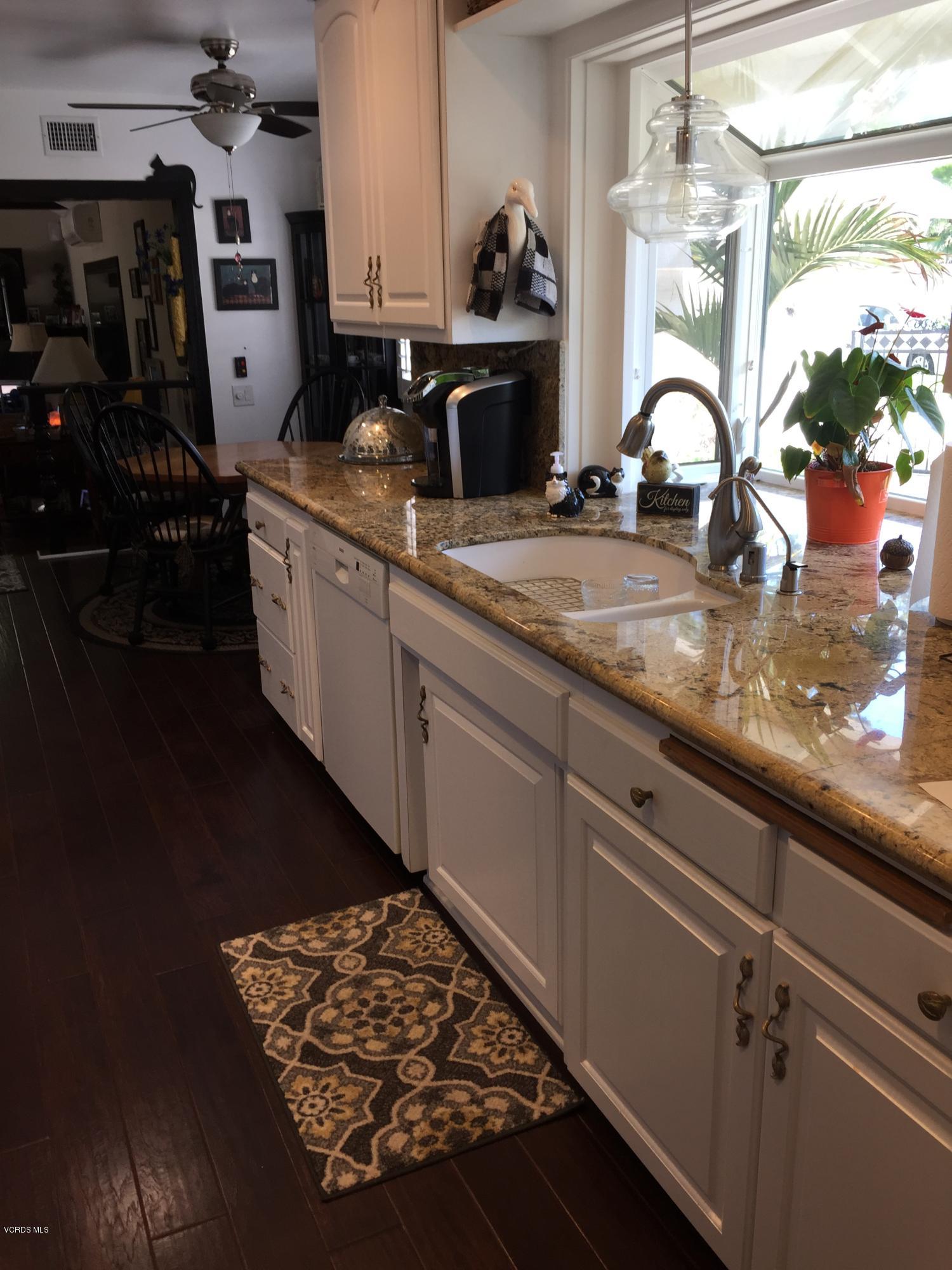 13471 Peach Hill Road Moorpark, CA 93021 - Photo 7 of 49 7