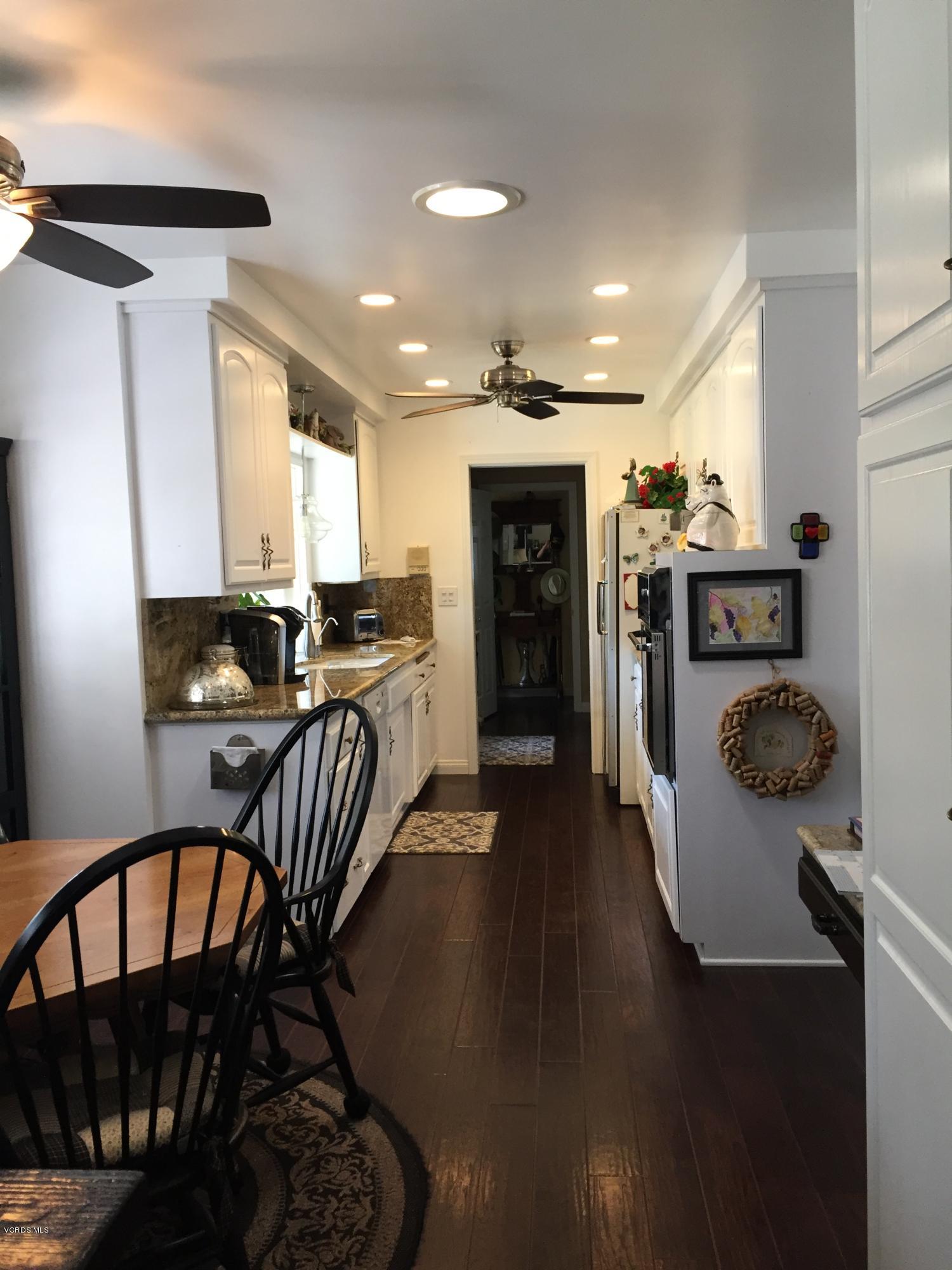 13471 Peach Hill Road Moorpark, CA 93021 - Photo 9 of 49 10