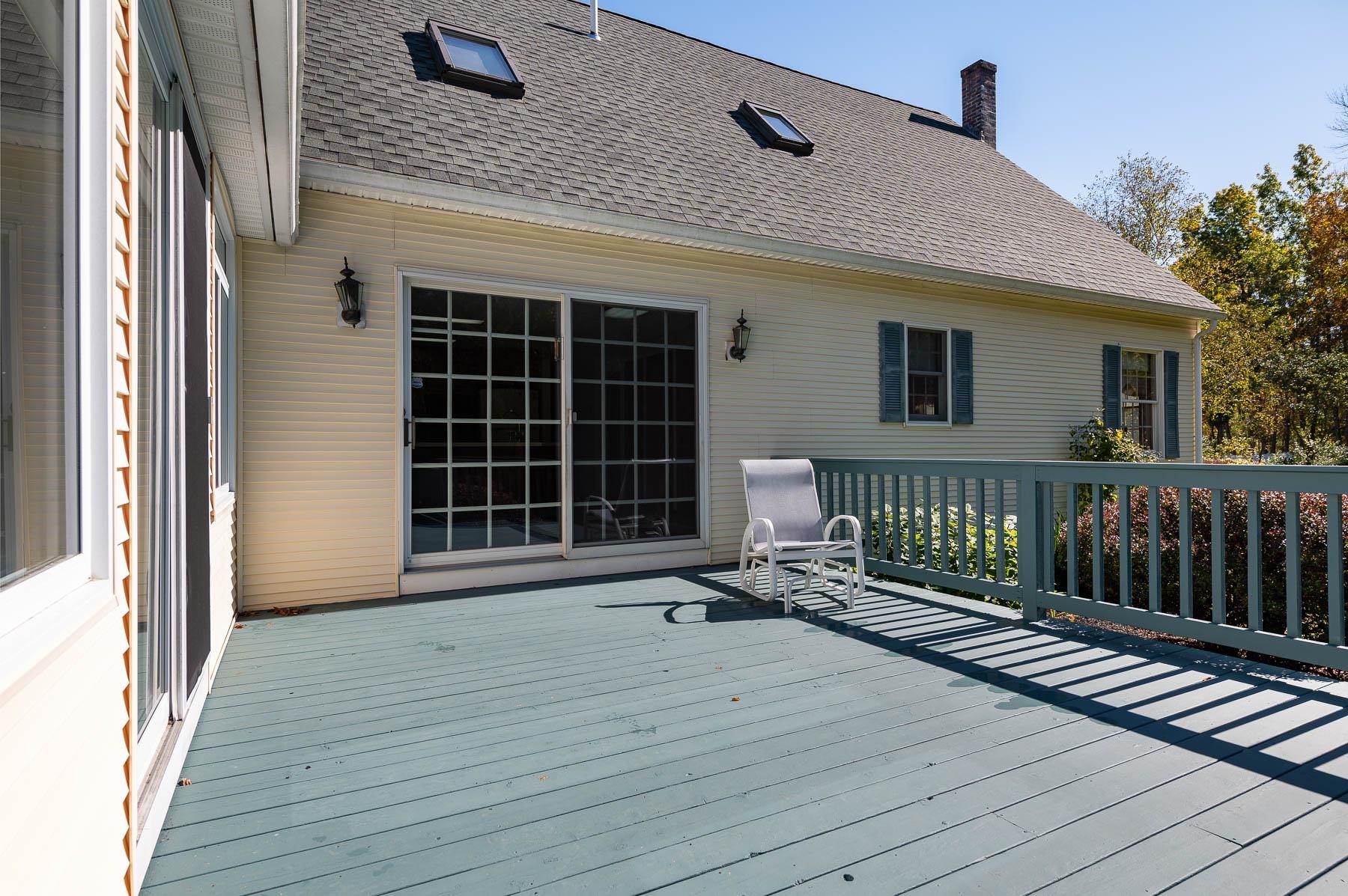 22 Sanderson Road Greenland, NH 03840 - Photo 4 of 34 Gallery Image 4