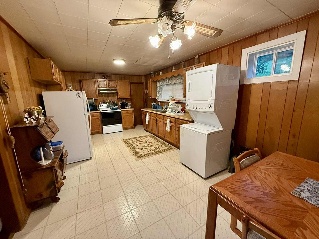 568 Shannons Branch Road Cedar Bluff, VA 24609 - Photo 15 of 30 Gallery Image 15