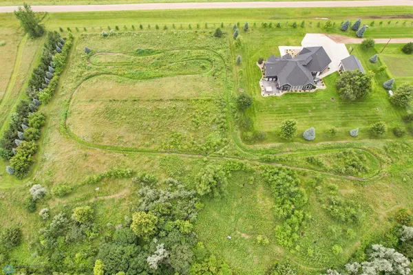 $1,224,900 | 5374 Lunder Lane, Kindred, ND 58051