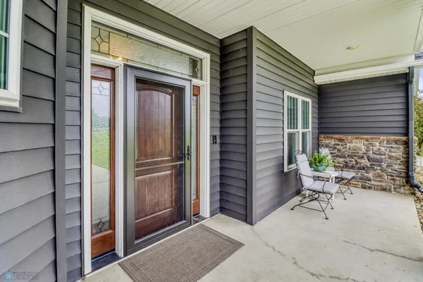 $1,224,900 | 5374 Lunder Lane, Kindred, ND 58051