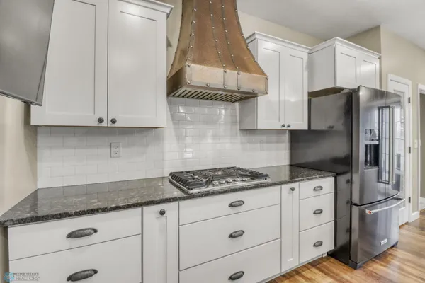 $1,224,900 | 5374 Lunder Lane, Kindred, ND 58051