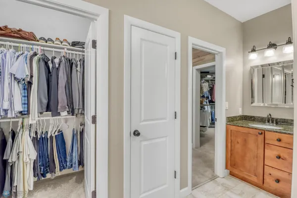 $1,224,900 | 5374 Lunder Lane, Kindred, ND 58051