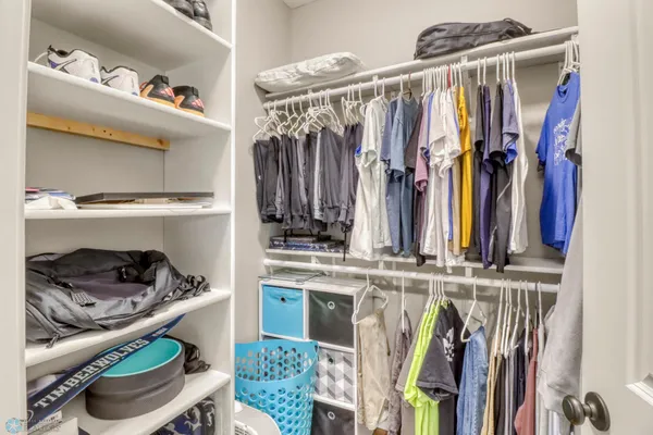 $1,224,900 | 5374 Lunder Lane, Kindred, ND 58051