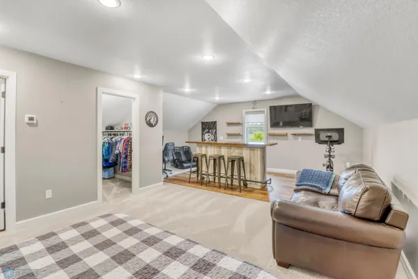 $1,224,900 | 5374 Lunder Lane, Kindred, ND 58051