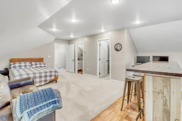 $1,224,900 | 5374 Lunder Lane, Kindred, ND 58051