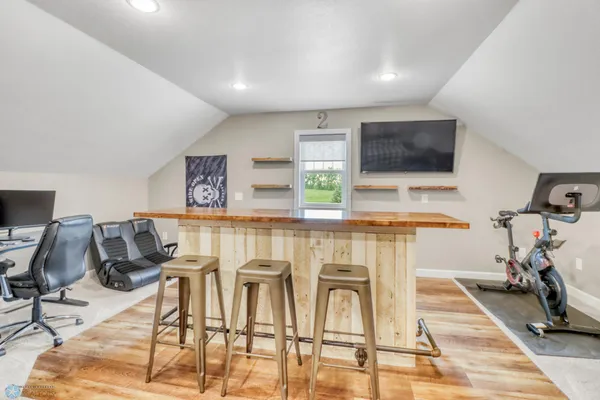 $1,224,900 | 5374 Lunder Lane, Kindred, ND 58051