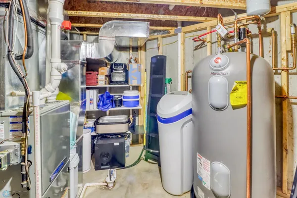 $1,224,900 | 5374 Lunder Lane, Kindred, ND 58051