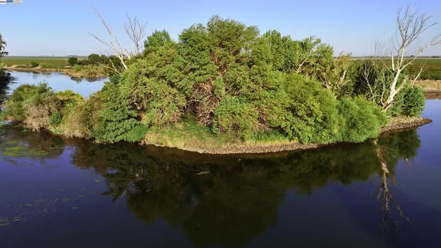 $315,000 | Goldrift Island, Stockton, CA 95206