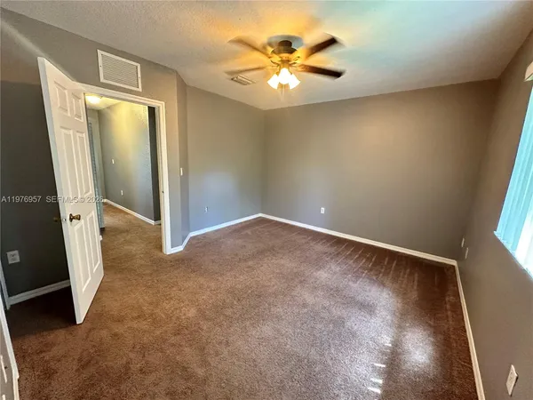 $2,300 | 687 Southwest 10th Street, Florida City, FL 33034