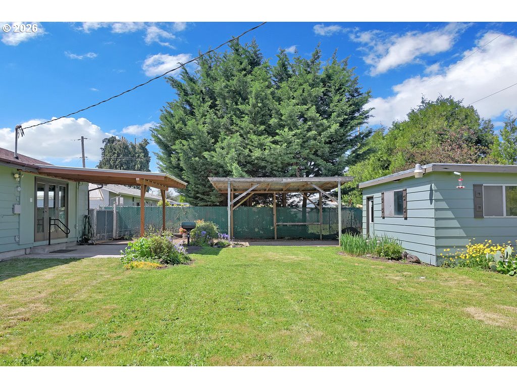 1570 Hayden Bridge Road Springfield, OR 97477 - Photo 39 of 44 Gallery Image 39