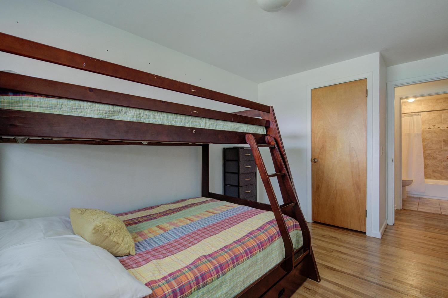 3499 Rocker Drive Cincinnati, OH 45239 - Photo 13 of 30 Gallery Image 13