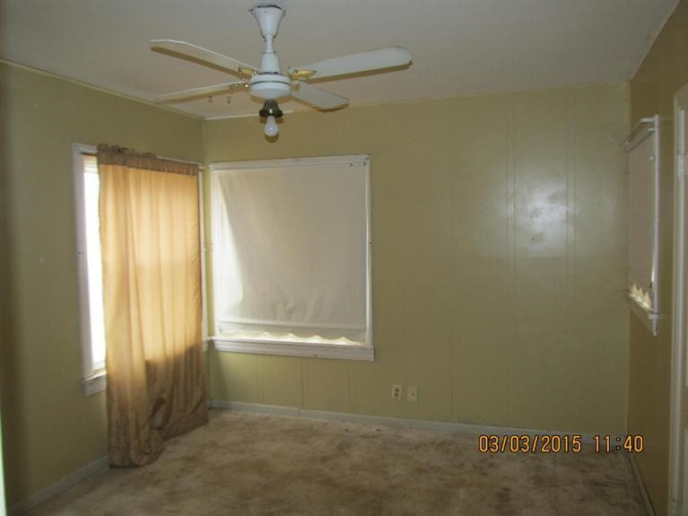 112 Southwest 10th Plainview, TX 79072 - Photo 7 of 10 Photo 7