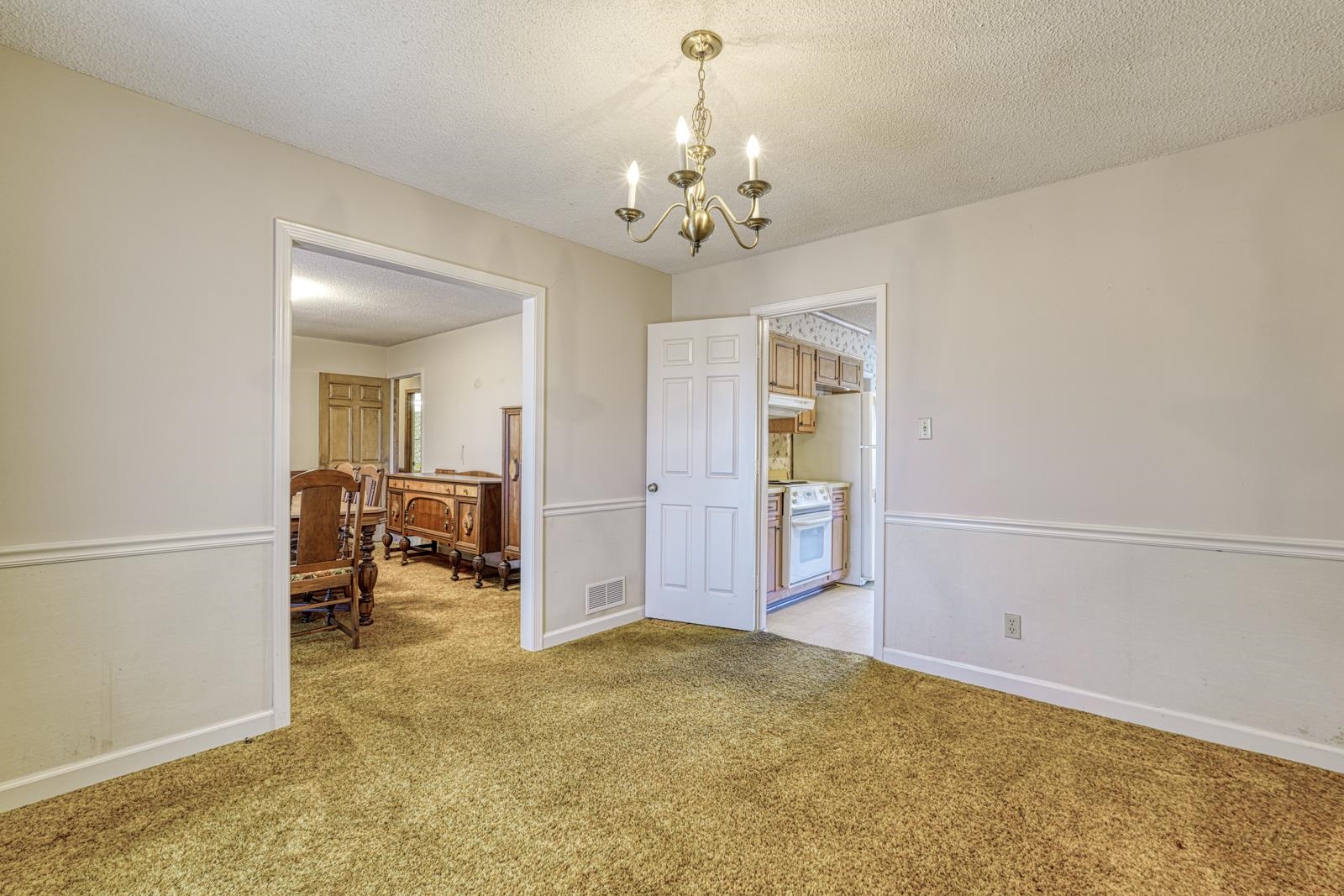 151 Suddeth Road Inman, SC 29349 - Photo 12 of 50