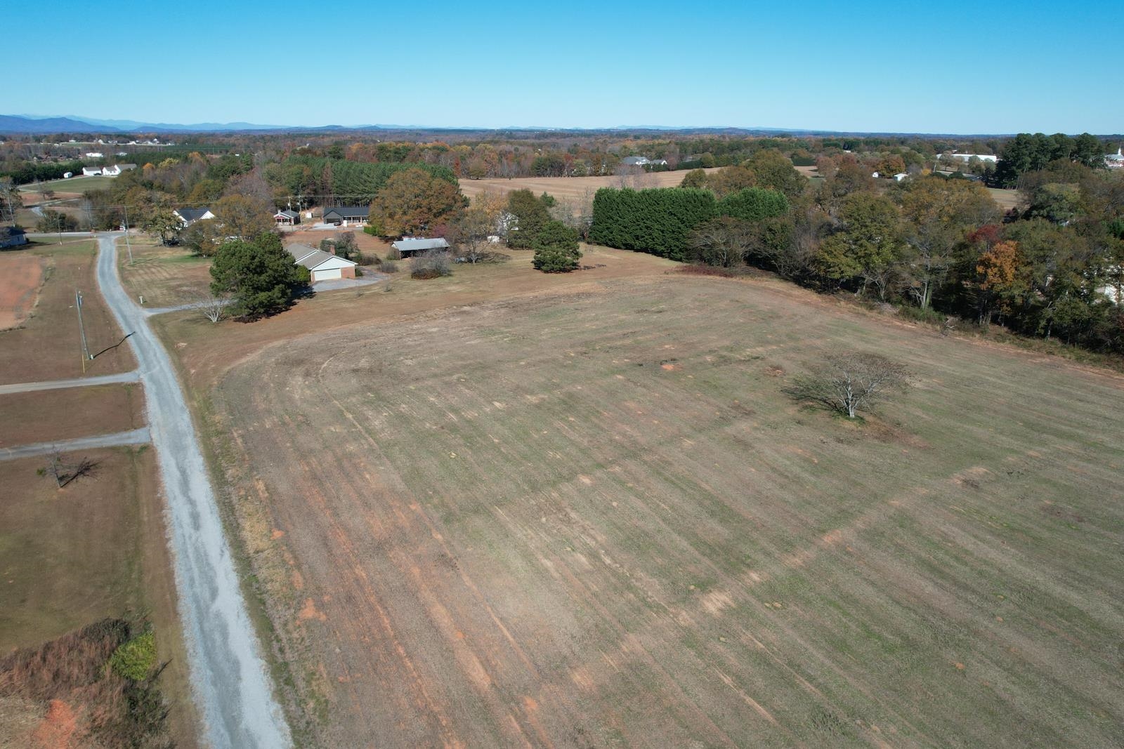 151 Suddeth Road Inman, SC 29349 - Photo 2 of 50