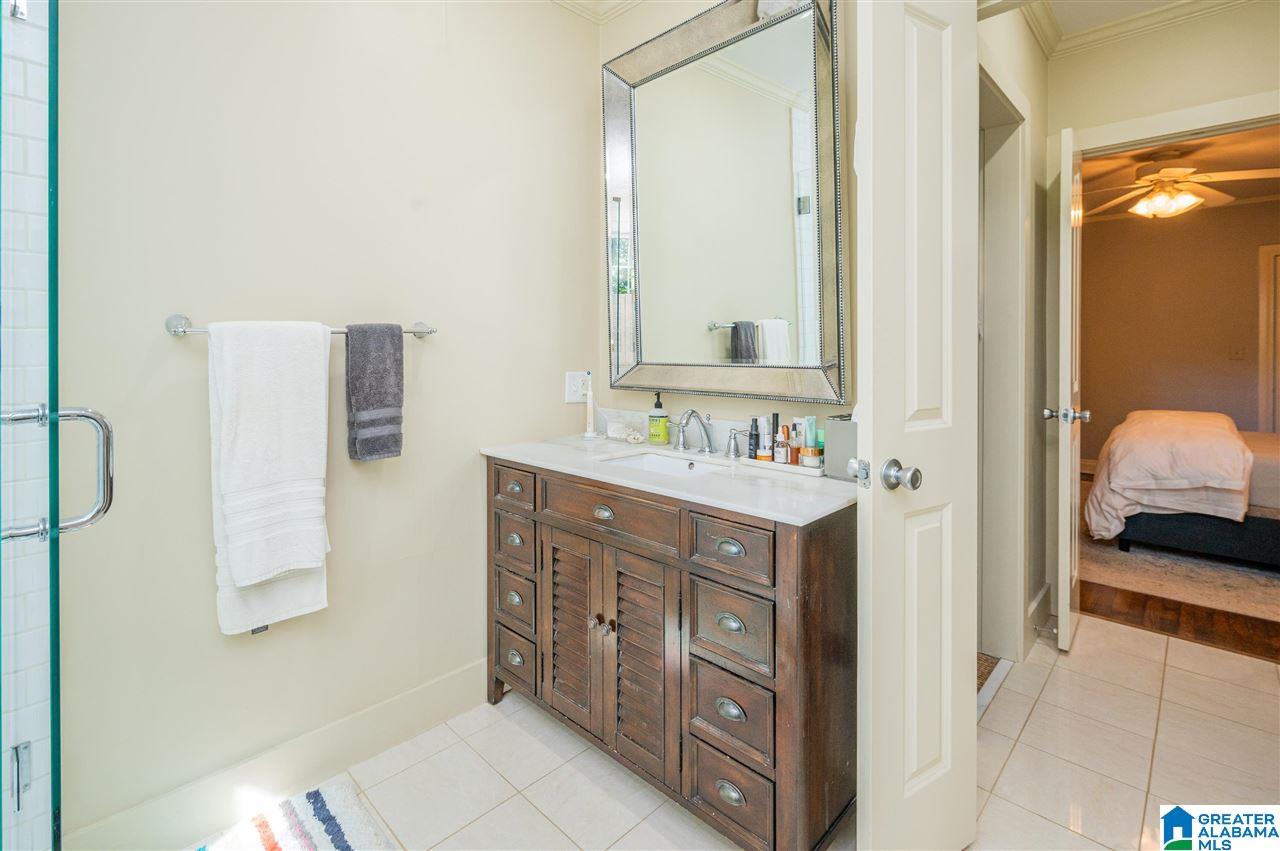 1007 Irving Road Birmingham, AL 35209 - Photo 28 of 44