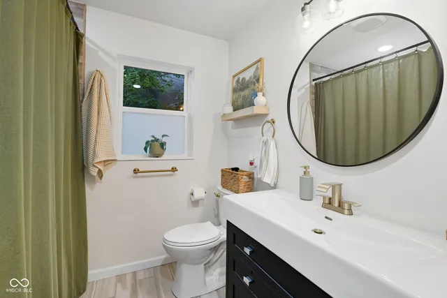 $260,000 | 503 East Bennett Street, Westport, IN 47283