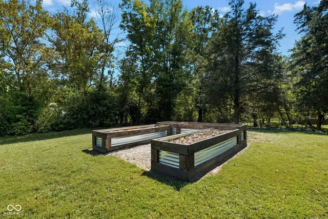 $260,000 | 503 East Bennett Street, Westport, IN 47283