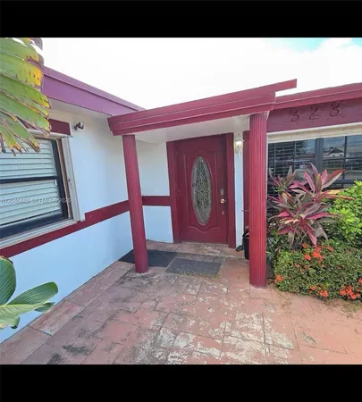 $3,300 | 323 Northwest 4th Place, Deerfield Beach, FL 33441