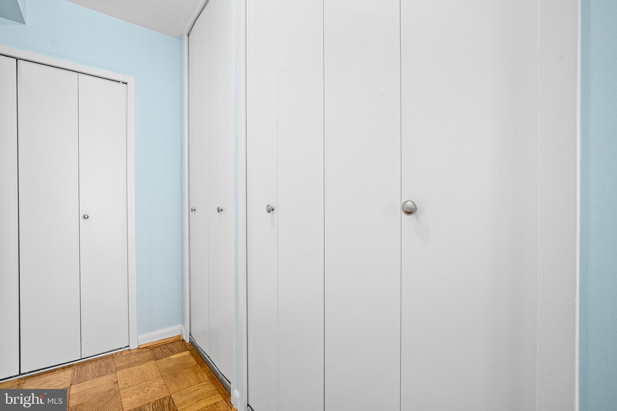 4201 Cathedral Avenue Northwest, Unit 1415W Washington, DC 20016 - Photo 17 of 36