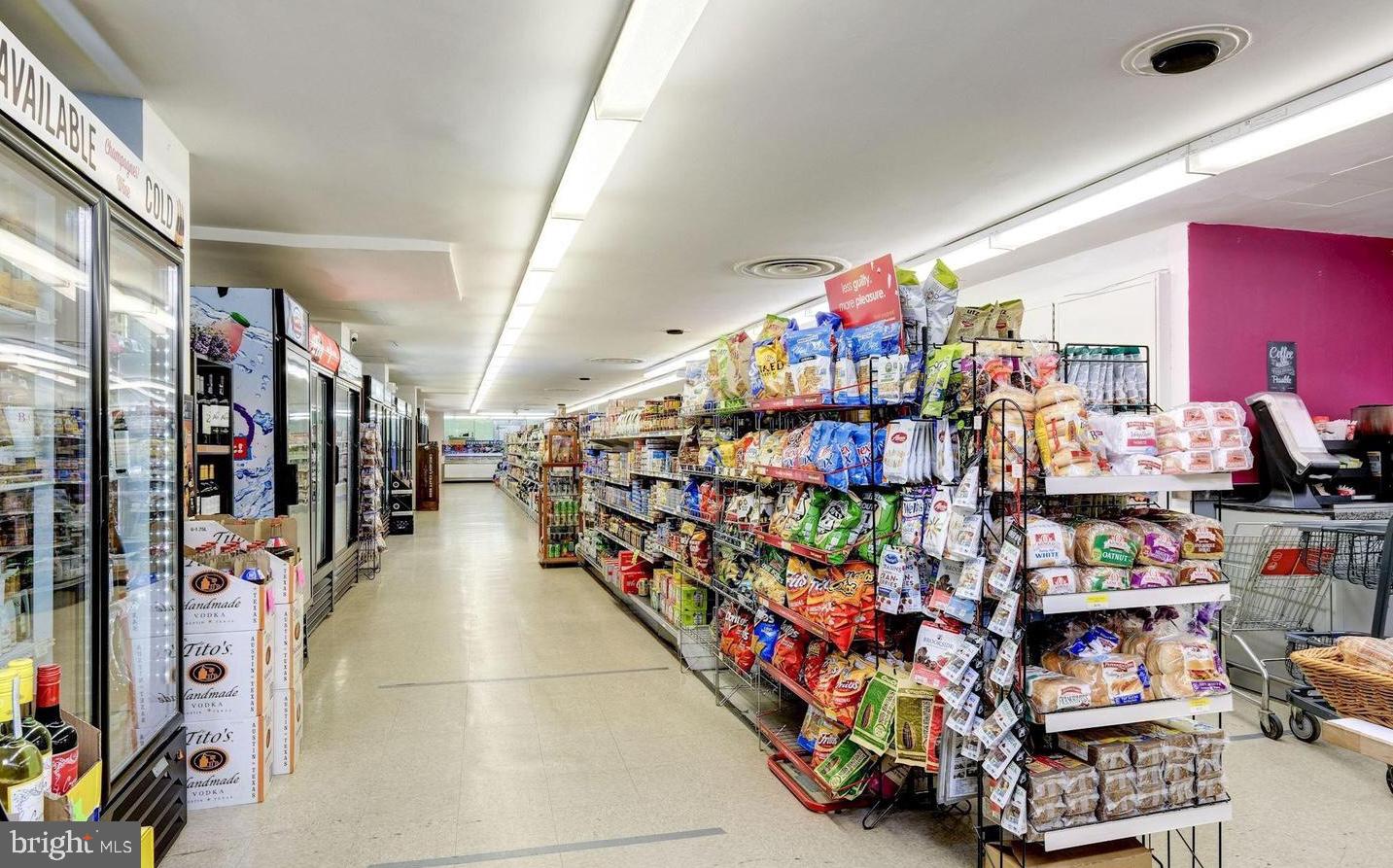 4201 Cathedral Avenue Northwest, Unit 1415W Washington, DC 20016 - Photo 32 of 36 a view of store