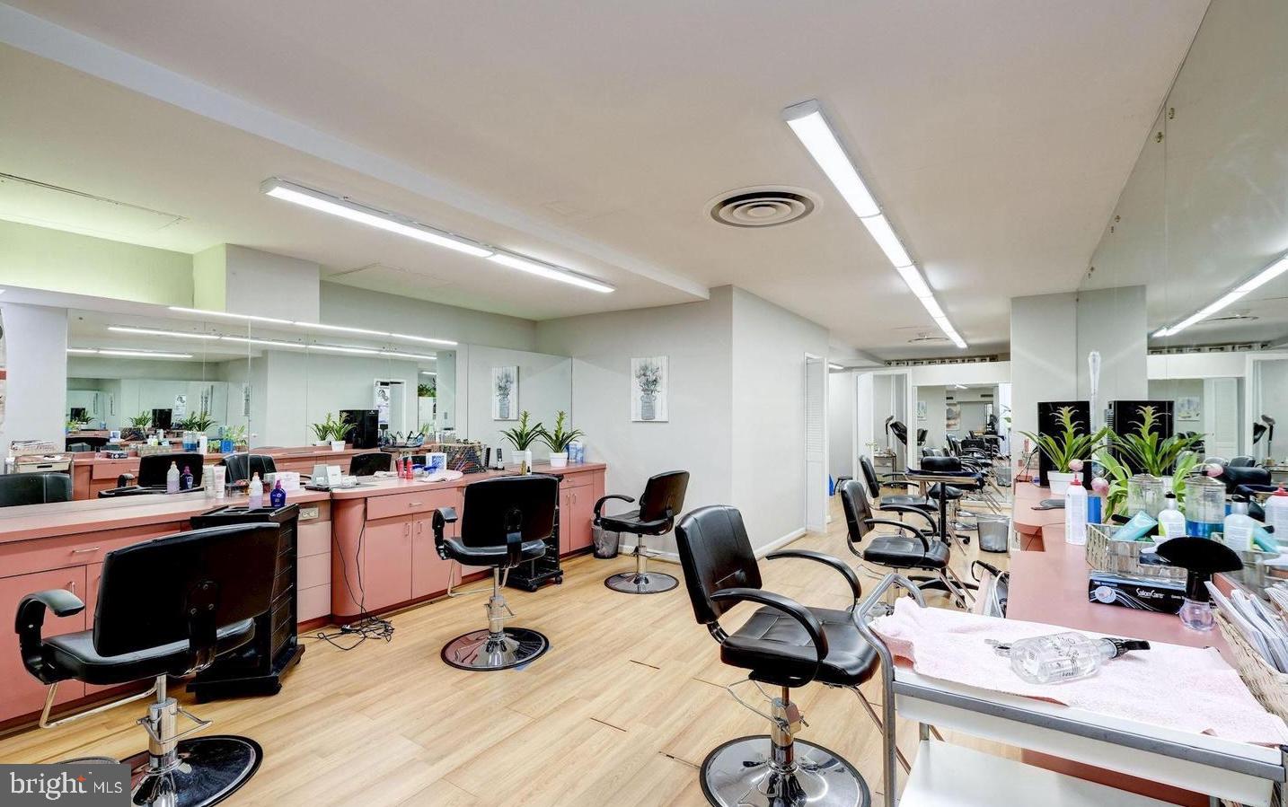 4201 Cathedral Avenue Northwest, Unit 1415W Washington, DC 20016 - Photo 34 of 36 a view of a kitchen and dining room