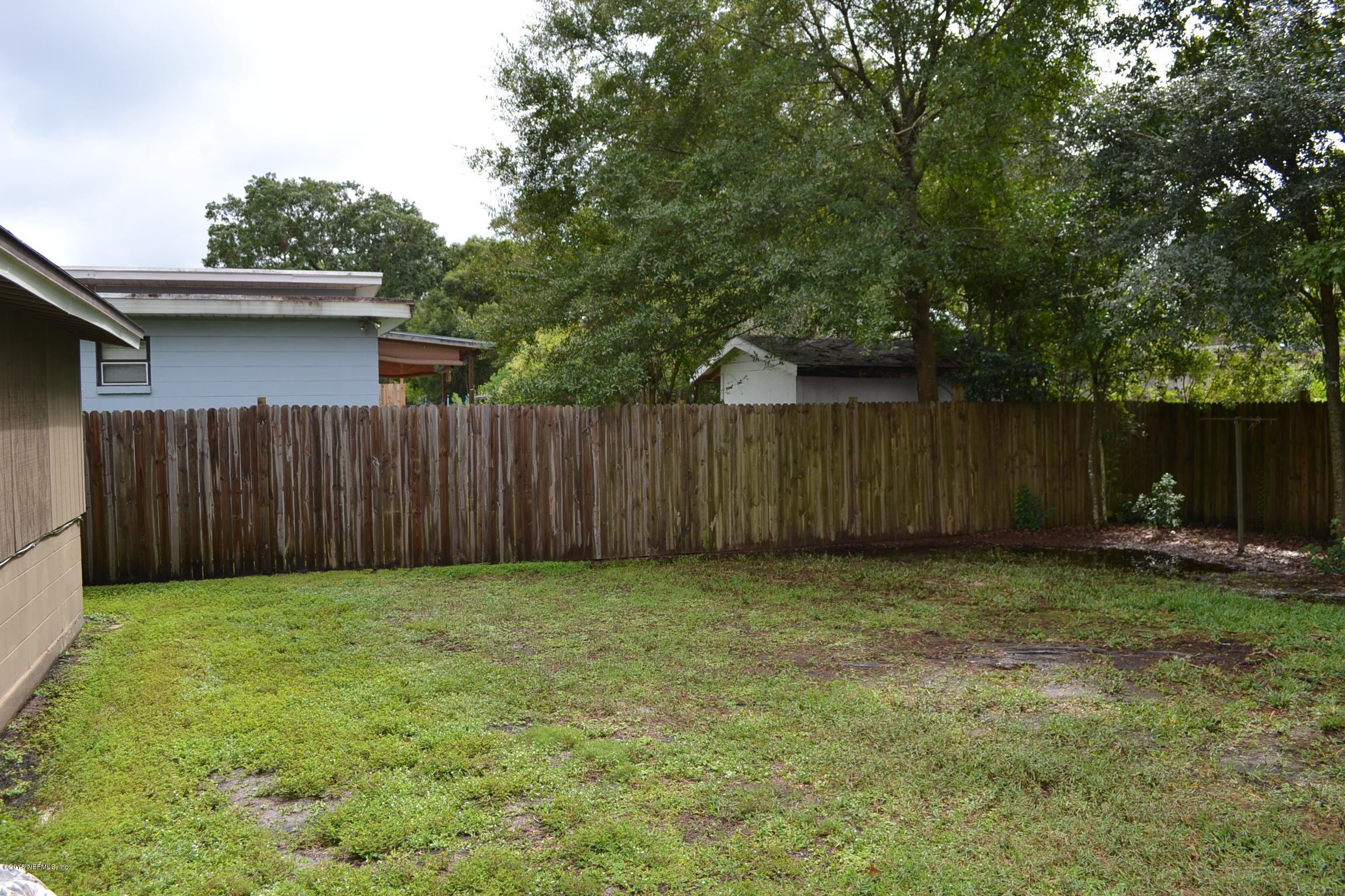 6720 E Road Jacksonville, FL 32216 - Photo 14 of 16 a view of a backyard