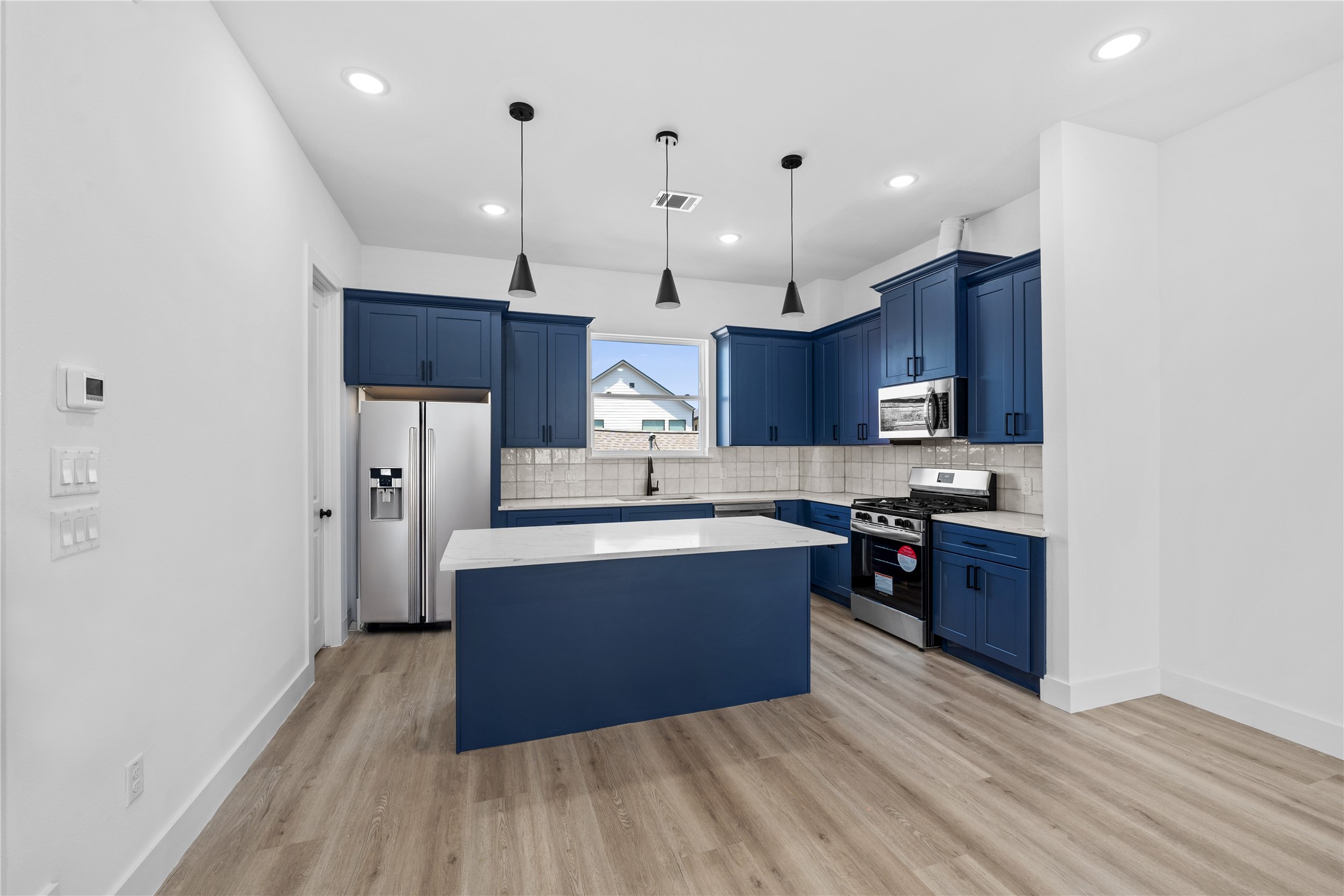 111 Milby Street, Unit A Houston, TX 77003 - Photo 5 of 20 Kitchen