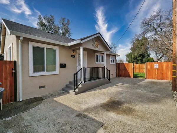 $1,150,000 | 308 6th Street, Roseville, CA 95678
