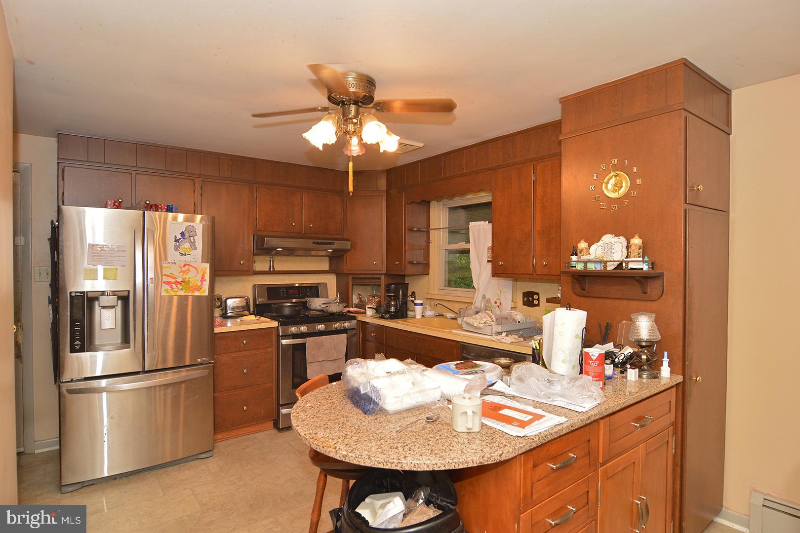 3404 Stoudts Ferry Bridge Road Reading, PA 19605 - Photo 8 of 25