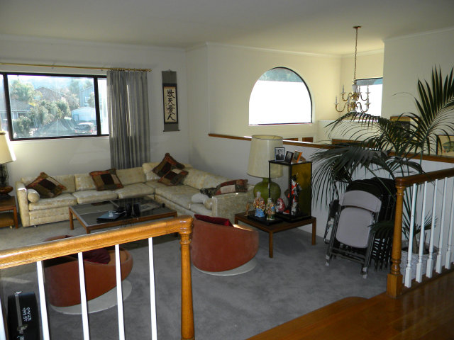 655 Dawn Way Gilroy, CA 95020 - Photo 6 of 9 Gallery Image 6