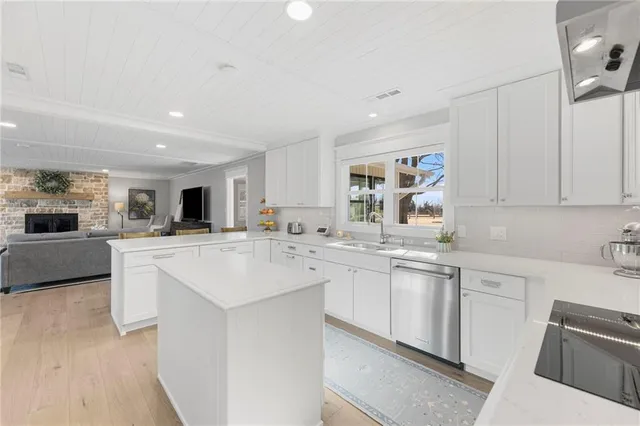 $498,000 | 1505 Redbud Lane, Iola, KS 66749