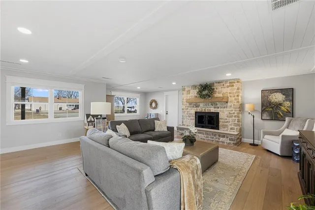 $498,000 | 1505 Redbud Lane, Iola, KS 66749