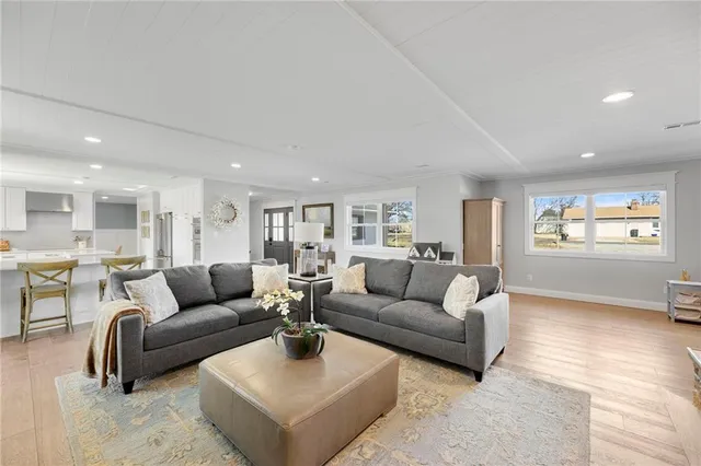 $498,000 | 1505 Redbud Lane, Iola, KS 66749