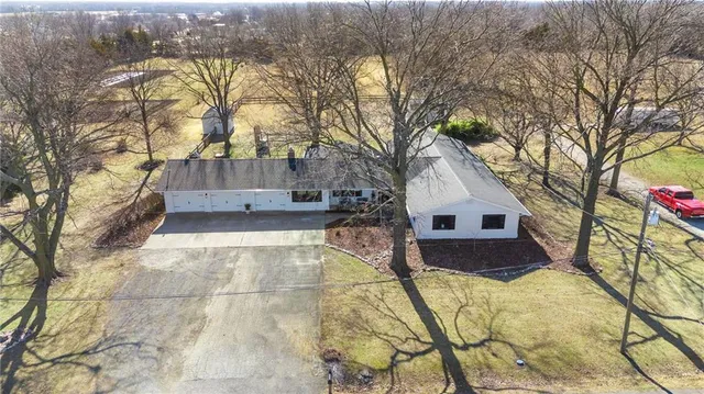 $498,000 | 1505 Redbud Lane, Iola, KS 66749