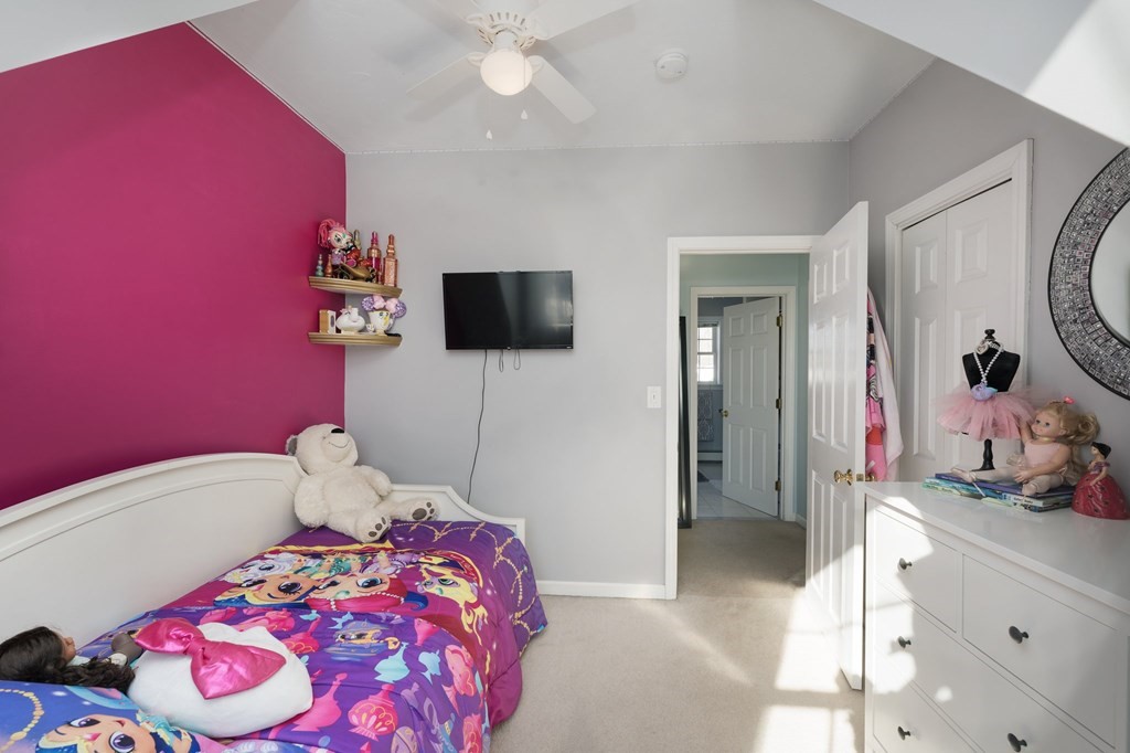 47 Kenberma Road Worcester, MA 01604 - Photo 20 of 38 Gallery Image 20