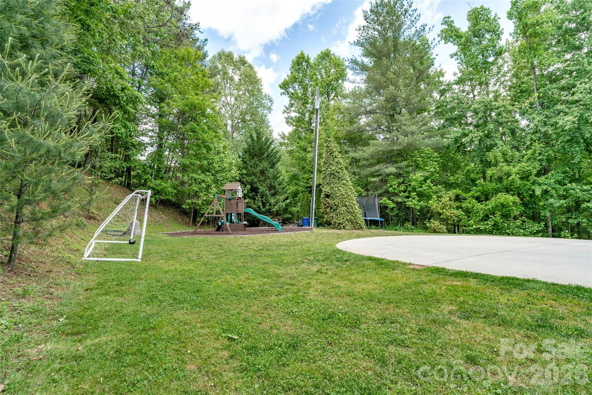 44 Sluder Branch Road Leicester, NC 28748 - Photo 7 of 34 Gallery Image 7