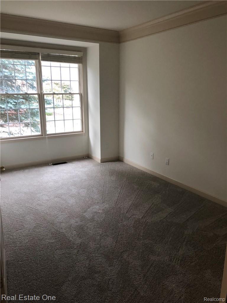 3675 Tremonte Circle, Unit 77 Rochester, MI 48306 - Photo 9 of 38 235.JPG