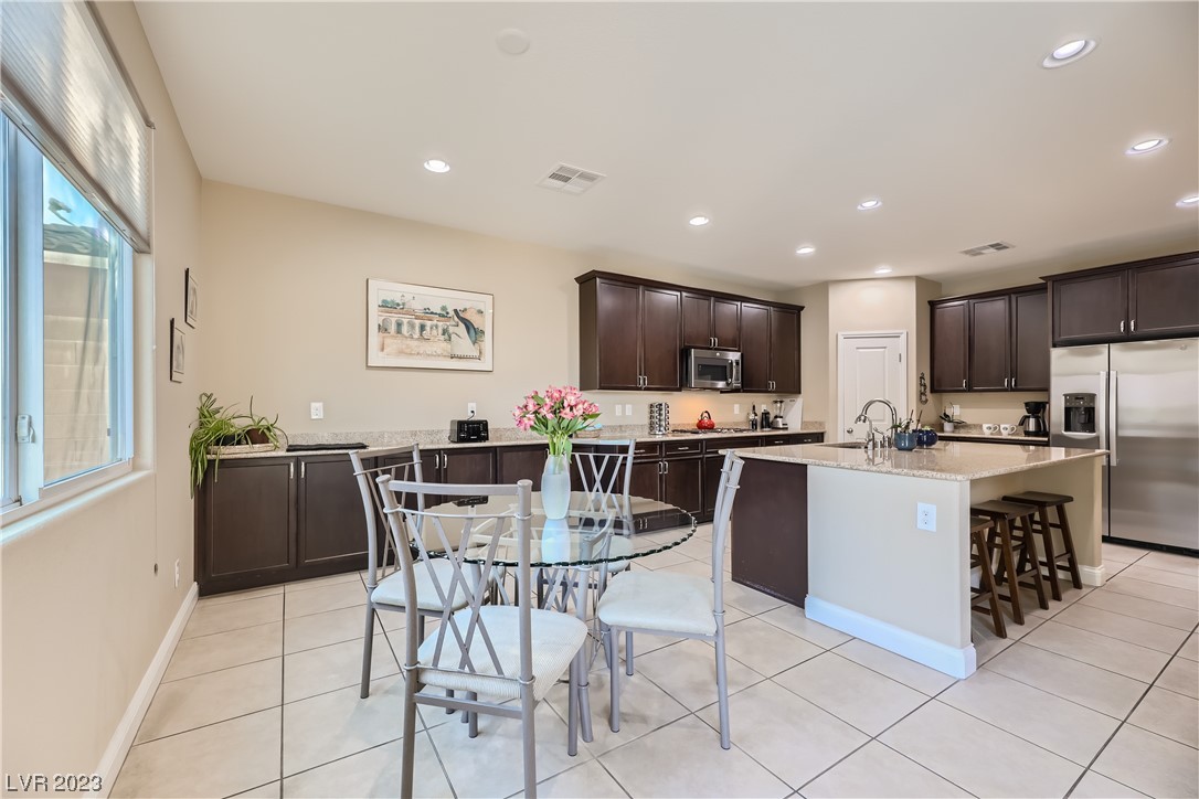 7421 Manse Ranch Avenue Las Vegas, NV 89179 - Photo 13 of 50
