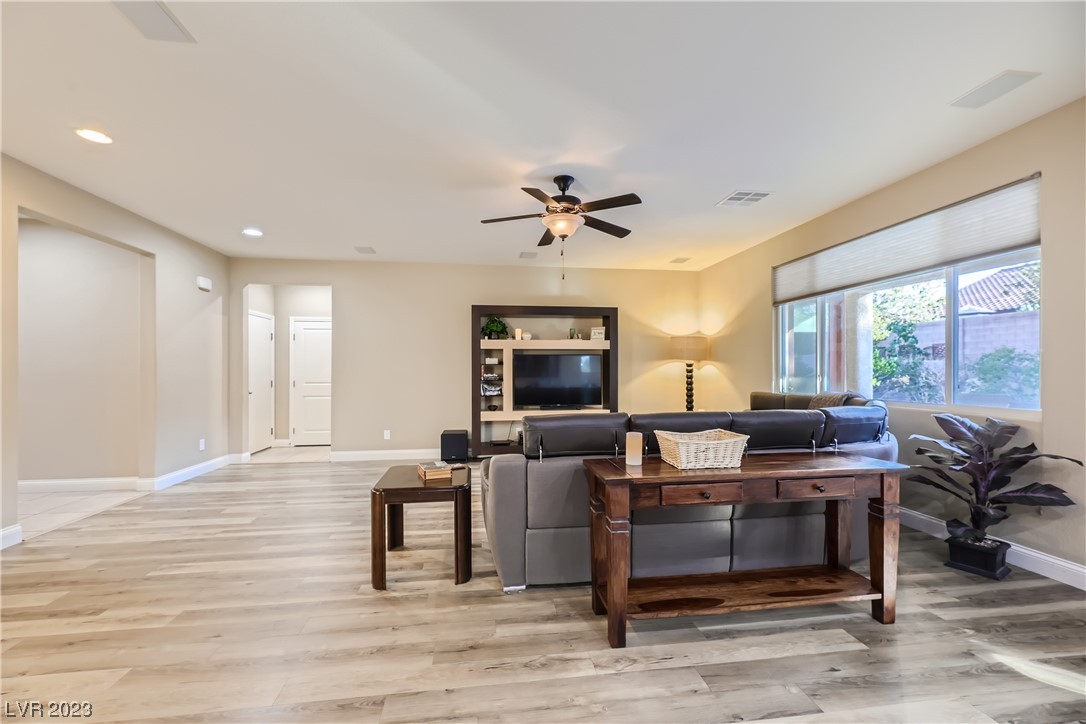 7421 Manse Ranch Avenue Las Vegas, NV 89179 - Photo 17 of 50