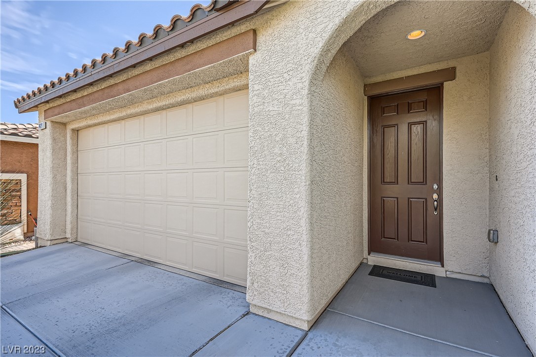 7421 Manse Ranch Avenue Las Vegas, NV 89179 - Photo 3 of 50