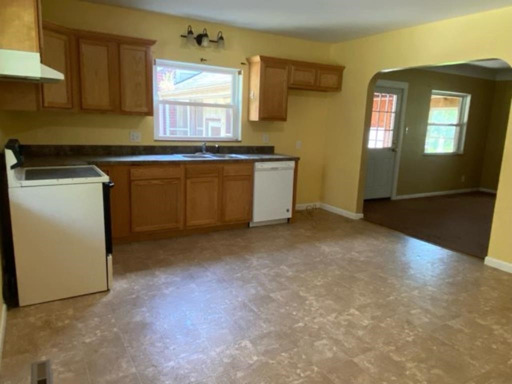 72050 Van Dyke Road Romeo, MI 48065 - Photo 22 of 47 50148656-80647ef7-a7ee-49de-8838-c54a69349508.JPG