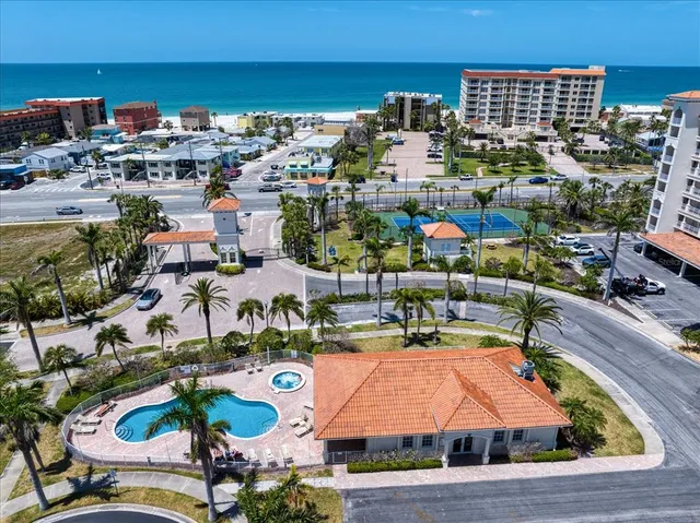 $4,500 | 17735 Gulf Boulevard, Unit 304, Redington Shores, FL 33708