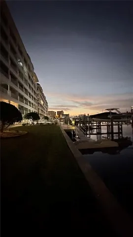 $4,500 | 17735 Gulf Boulevard, Unit 304, Redington Shores, FL 33708